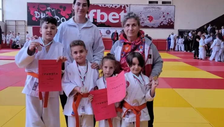 Minik judocuların başarısı