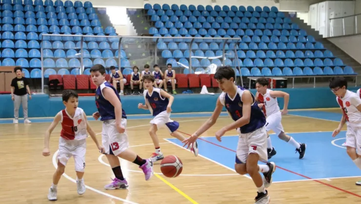 Basket küçük erkeklerde en büyük FSM