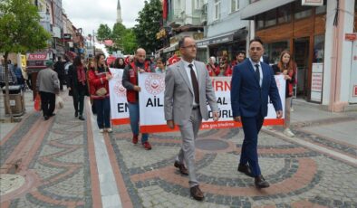 Saraçlar’da Farkındalık Yürüyüşü
