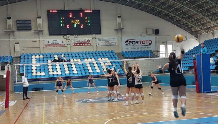 Liseler voleybolda son gün