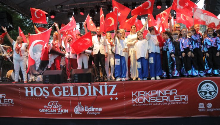 Sarayiçi konserlerle şenlendi!