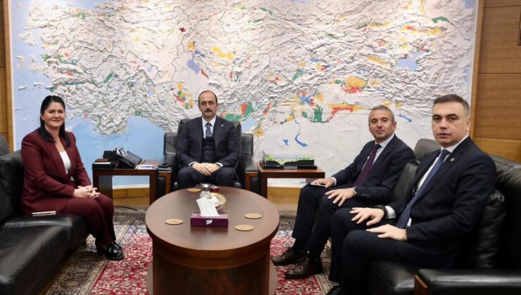 Gencan susuzluğa çare peşinde!