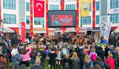 TÜ’de Cumhuriyet Konseri