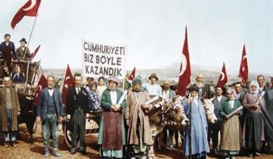 Erdi Cumhuriyetimiz 102 yaşına
