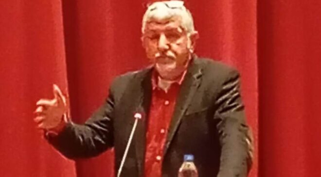 ‘Demokrasi mücadelesinden emekli olunmaz’