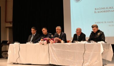 Sezer’den iki ilçede ‘uyuşturucuyla mücadele’ toplantısı