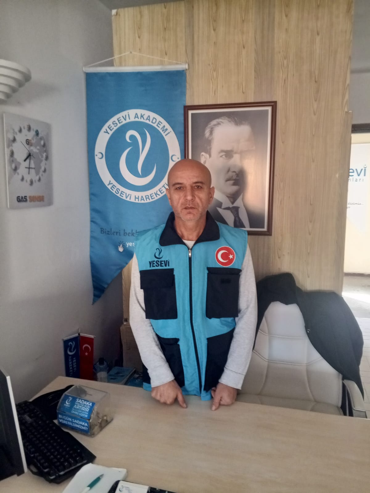 Geçerli görselin alternatif metni yok. Dosya adı: alpaslan.jpg