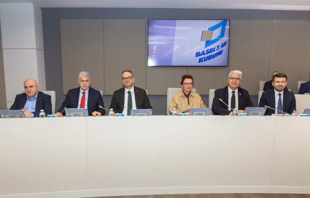 Geçerli görselin alternatif metni yok. Dosya adı: bik2.jpg