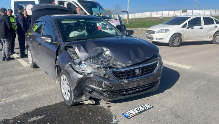 Keşan-İpsala yolunda kaza: 8 yaralı!