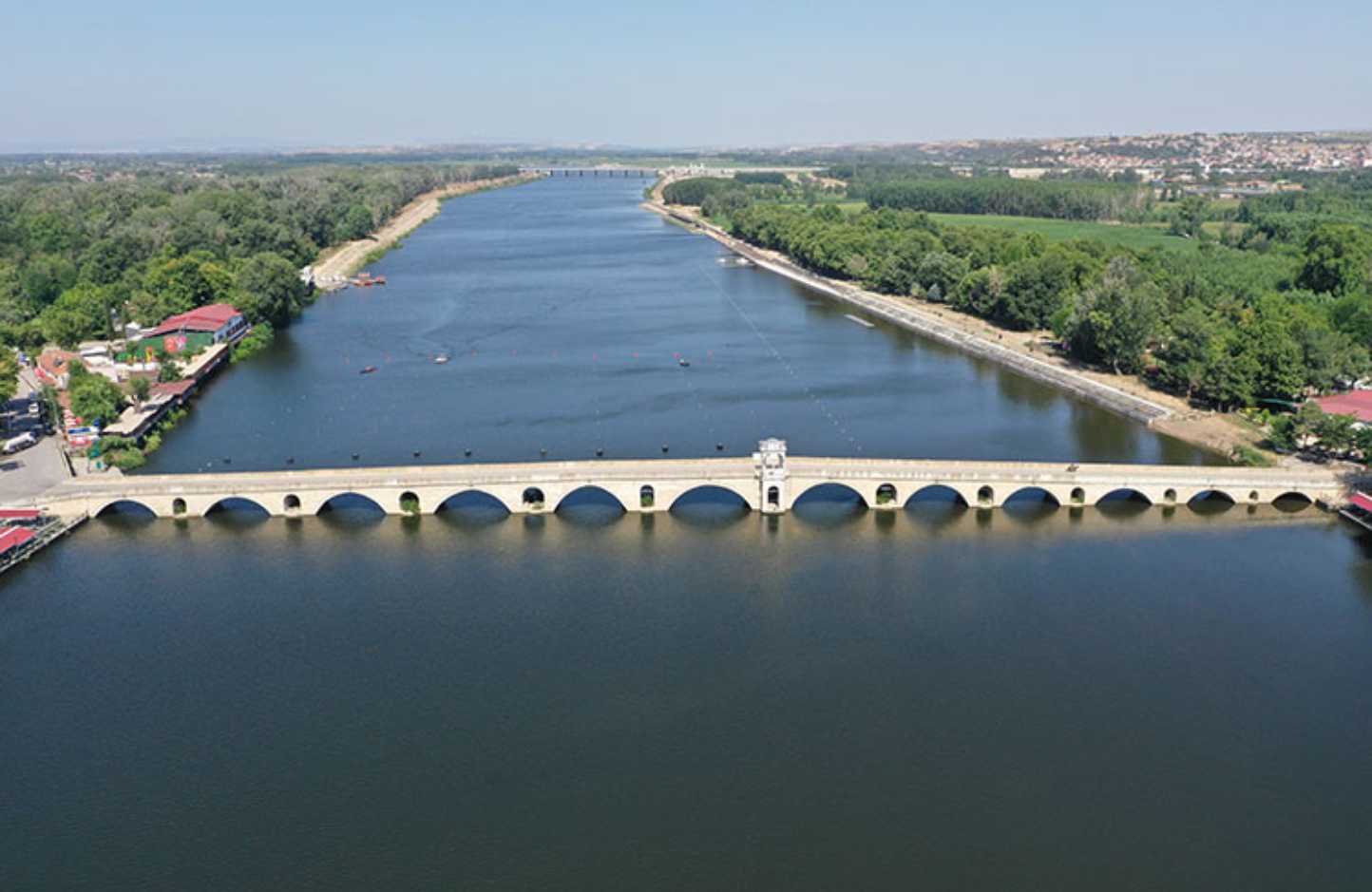 Geçerli görselin alternatif metni yok. Dosya adı: meric.jpg