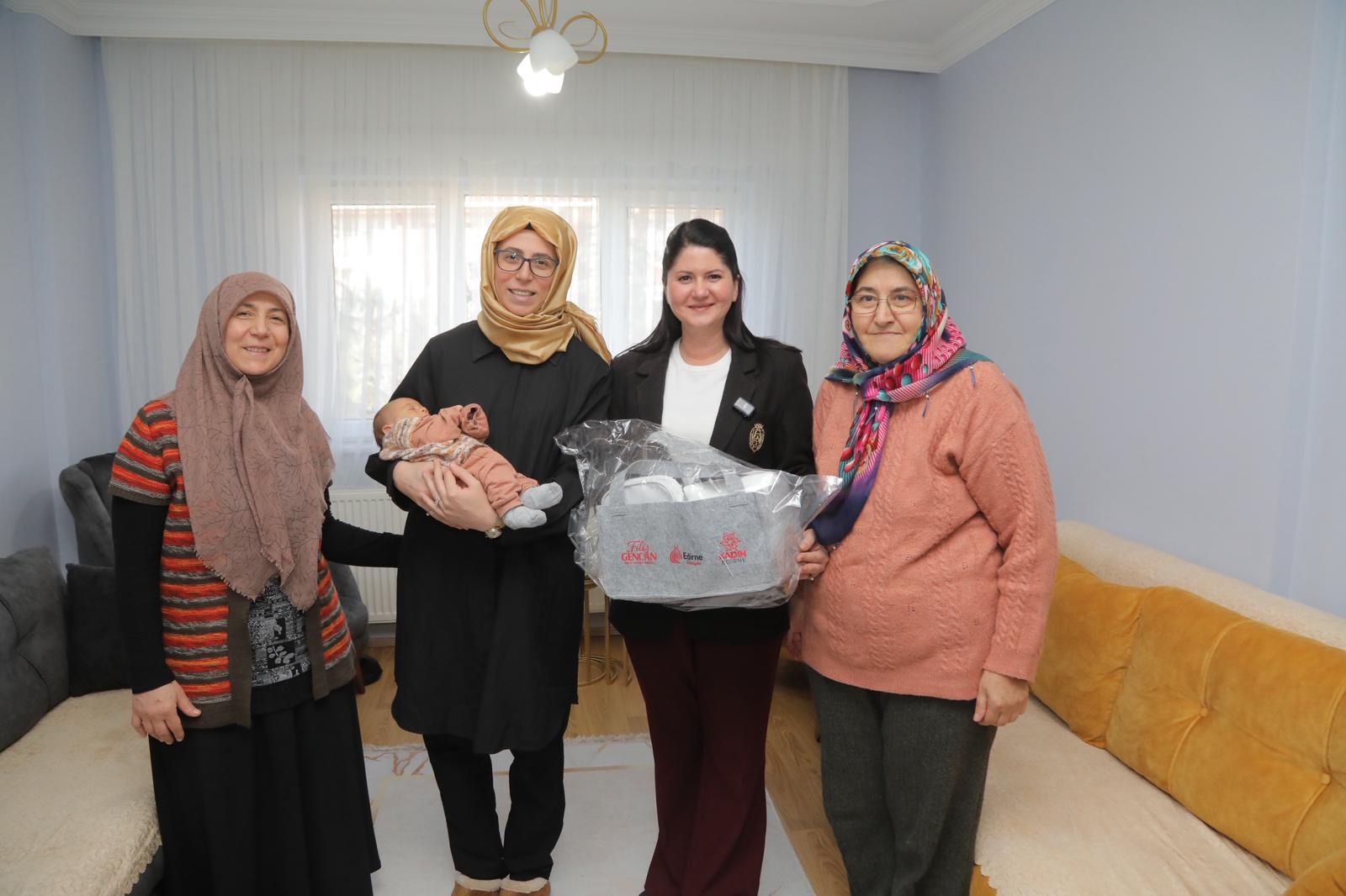 Geçerli görselin alternatif metni yok. Dosya adı: 3152a779-645d-48d2-a6b7-23a8d2e00e5c.jpg