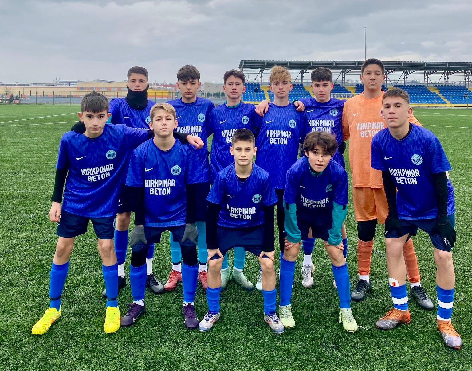 Geçerli görselin alternatif metni yok. Dosya adı: Edirne-Sukrupasa-Spor-U14.jpg