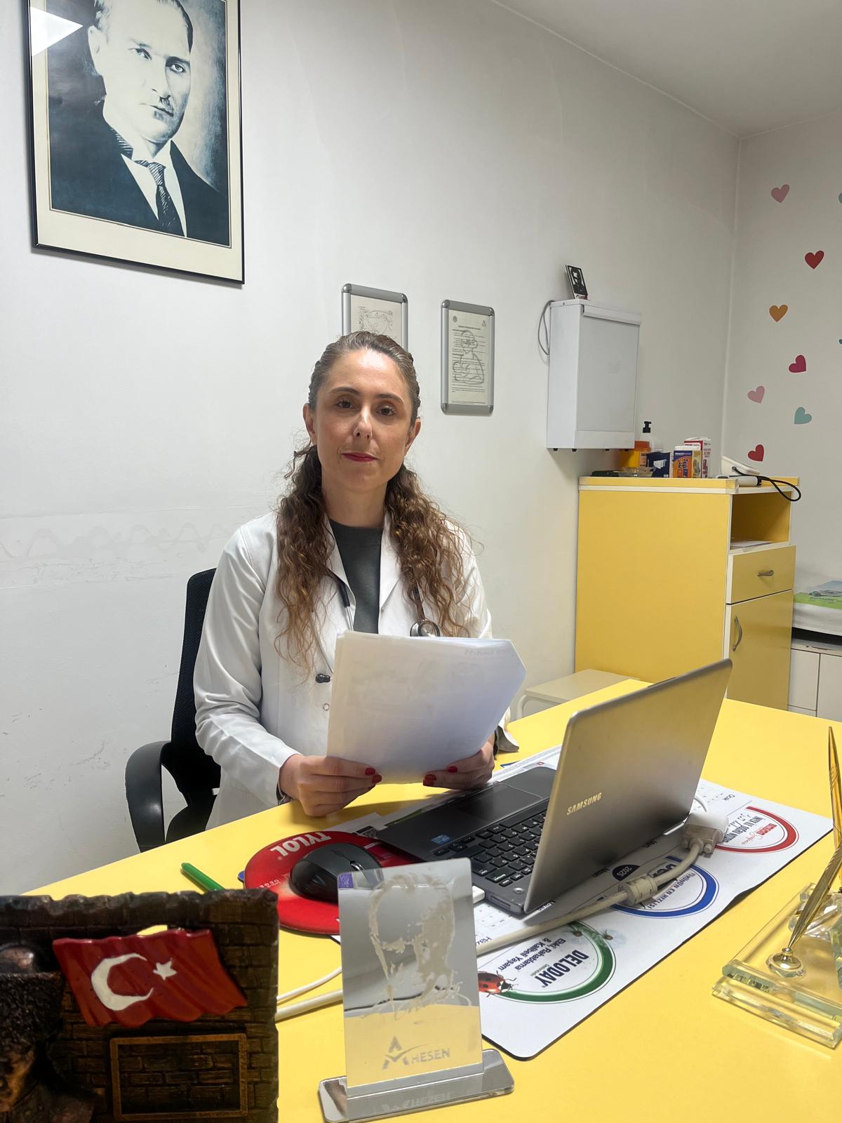 Geçerli görselin alternatif metni yok. Dosya adı: Uzm.Dr_.Emel-Peker.jpg