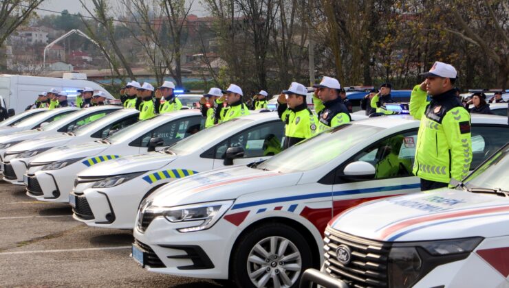Emniyet ve jandarmaya 82 araç!