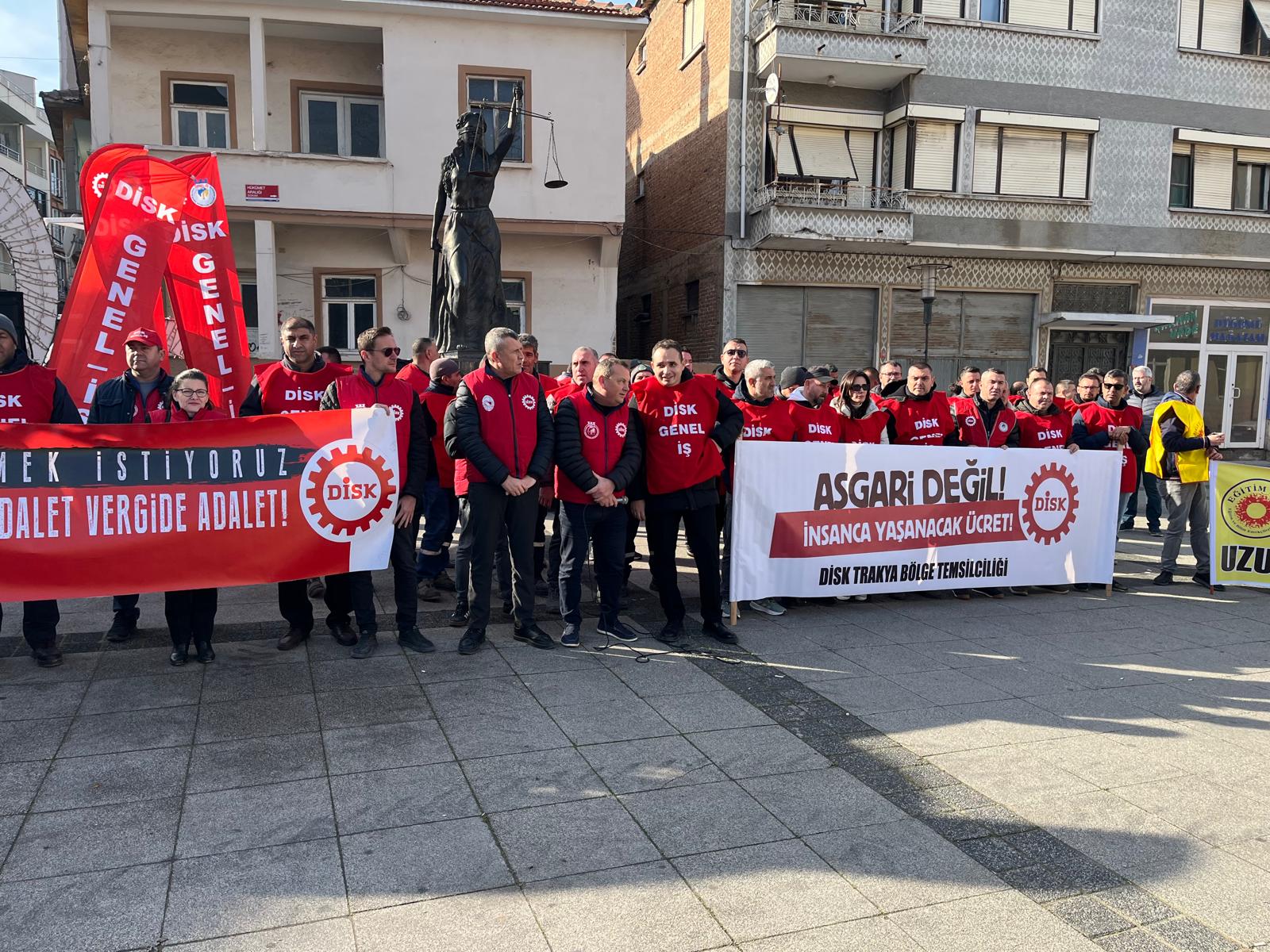 Geçerli görselin alternatif metni yok. Dosya adı: disk.jpg