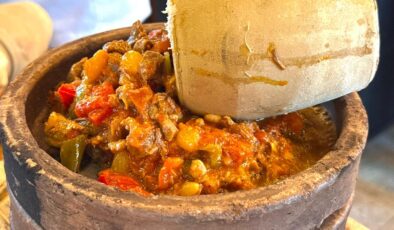 Başlık: Kapadokya’da Testi Kebabı İçin Tavsiye Edilen Noktalar Nereleri?