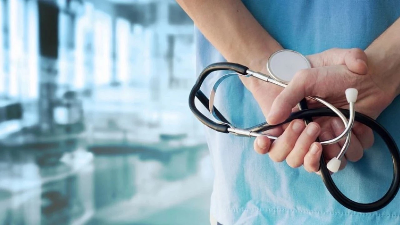 Geçerli görselin alternatif metni yok. Dosya adı: hasta.jpg