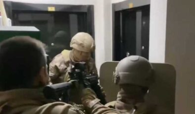 Polisten tefeci operasyonu