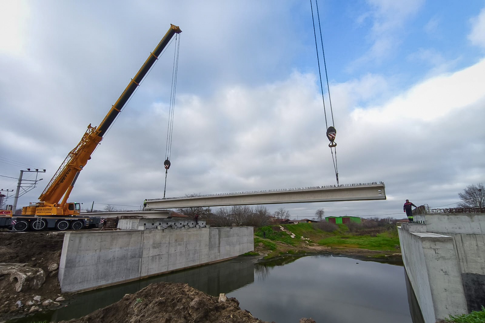 Geçerli görselin alternatif metni yok. Dosya adı: ogulpsa1.jpg