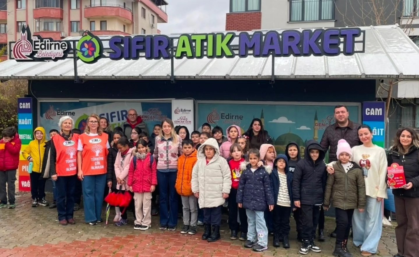 Geçerli görselin alternatif metni yok. Dosya adı: tema-5.jpg