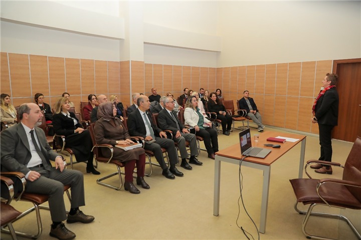 Geçerli görselin alternatif metni yok. Dosya adı: tu-degerlen1.jpg