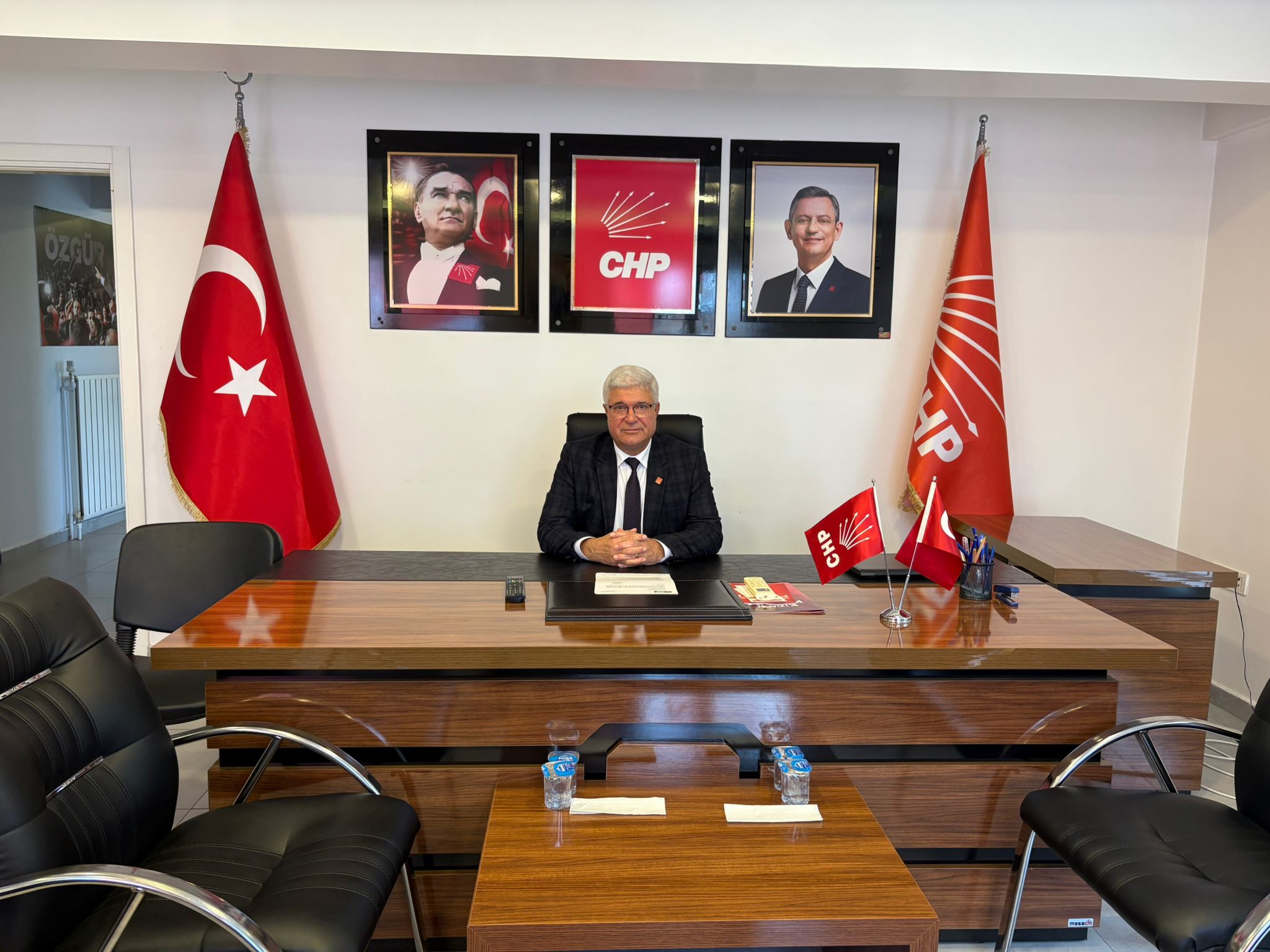 Geçerli görselin alternatif metni yok. Dosya adı: yucel-balkanli.jpg