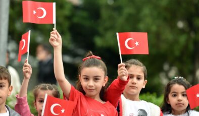 İkinci dönem ‘BAYRAK SEVGİSİ’ temasıyla başlayacak