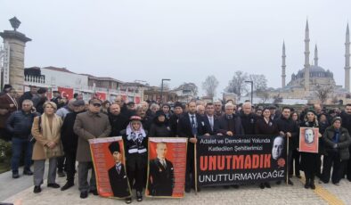 Mumcu’ya 33’ncü anma