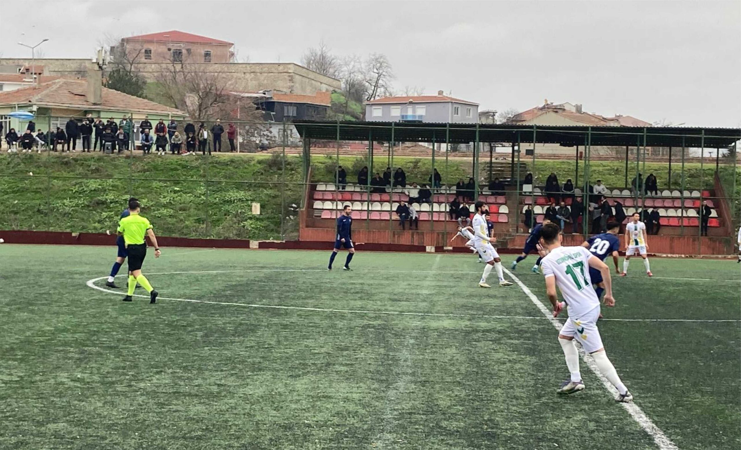 Geçerli görselin alternatif metni yok. Dosya adı: bal-2-scaled.jpg