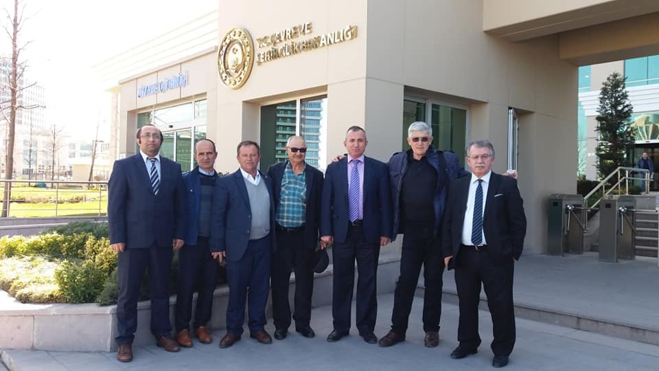 Geçerli görselin alternatif metni yok. Dosya adı: doku-dernegi.jpg