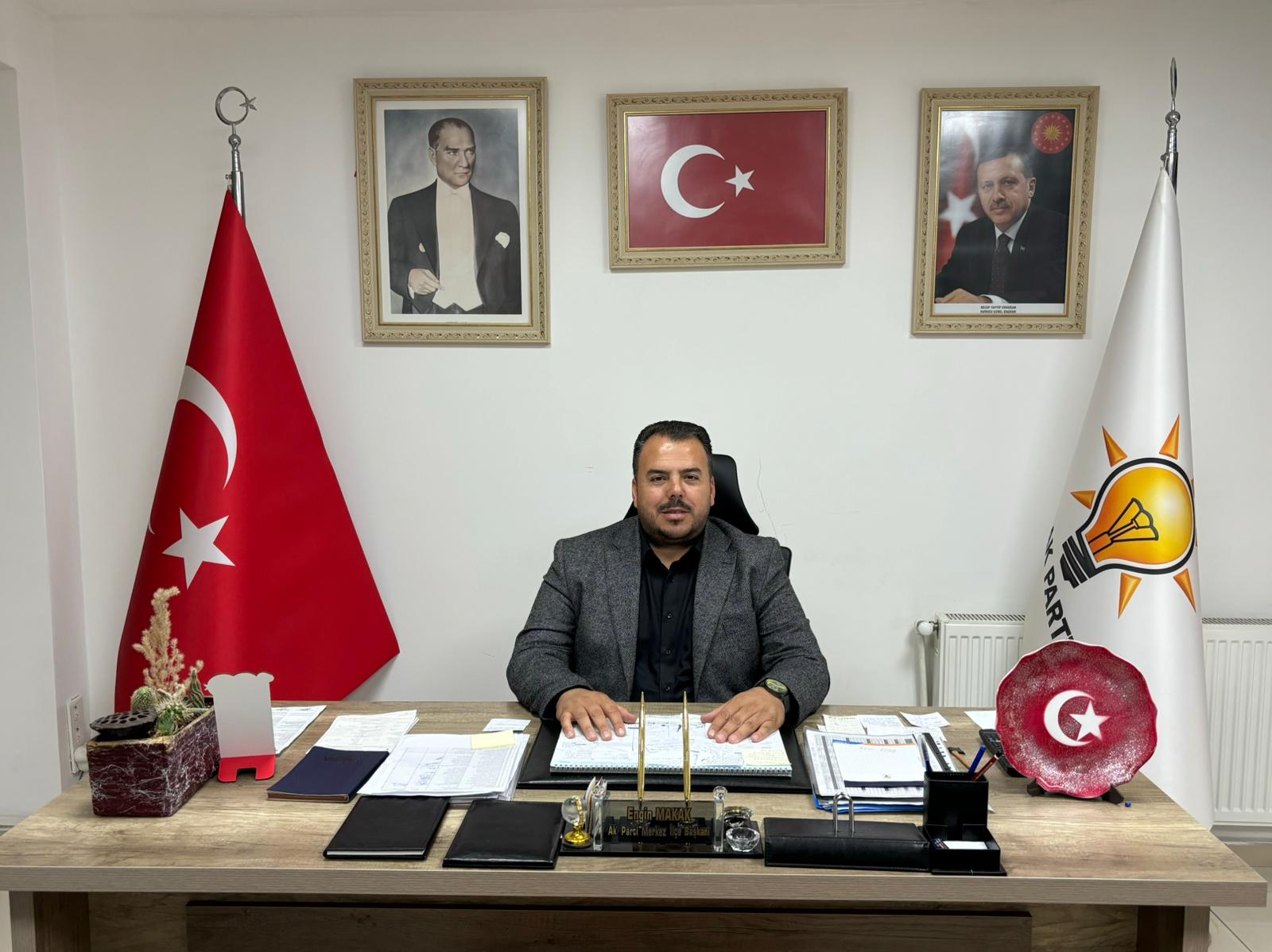 Geçerli görselin alternatif metni yok. Dosya adı: engin-makak-1.jpg