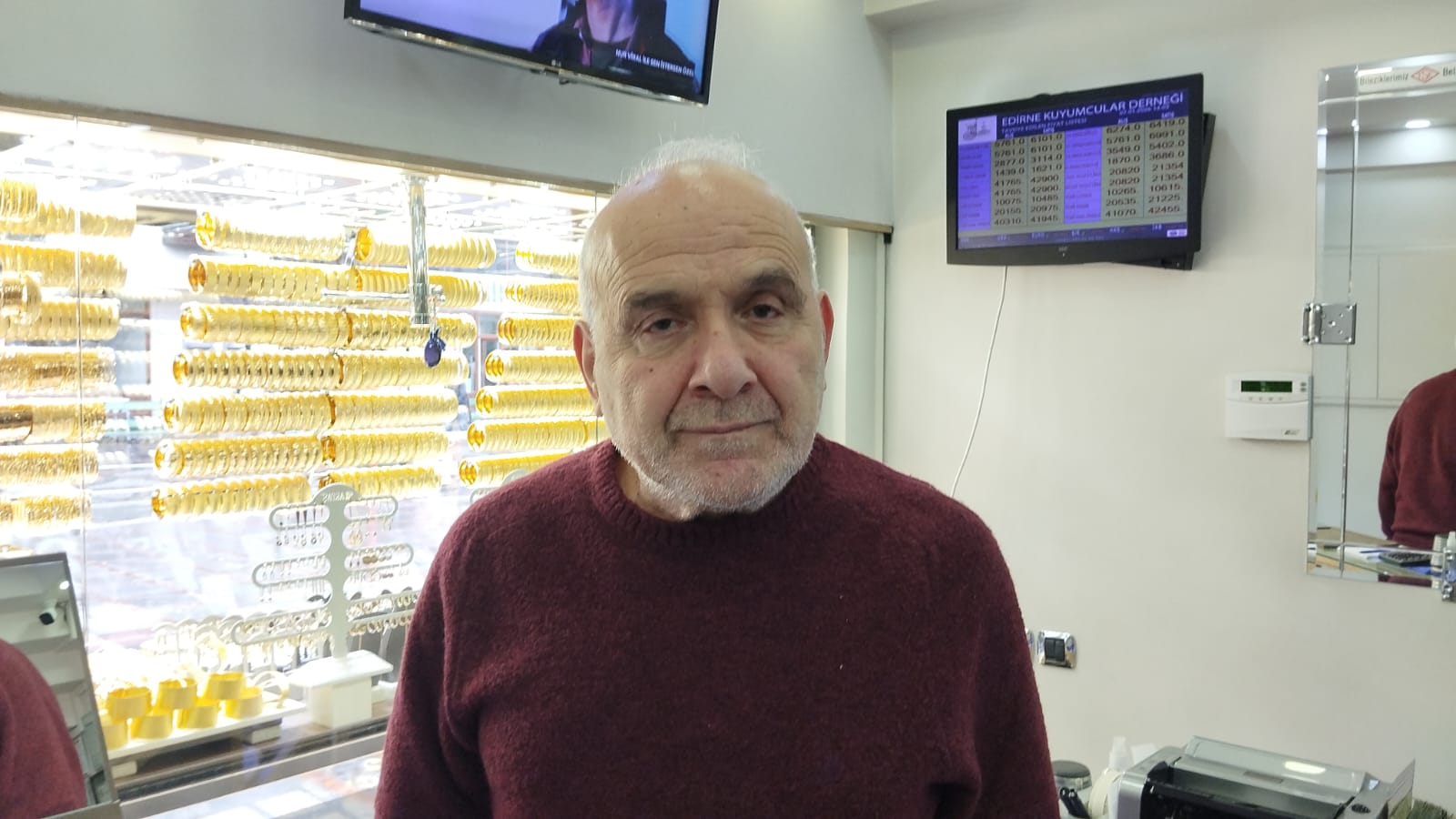 Geçerli görselin alternatif metni yok. Dosya adı: kalkan.jpg