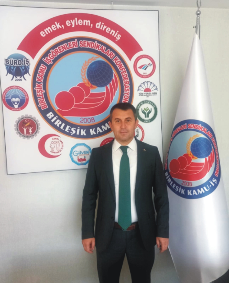 Geçerli görselin alternatif metni yok. Dosya adı: mehmet-koc.jpg