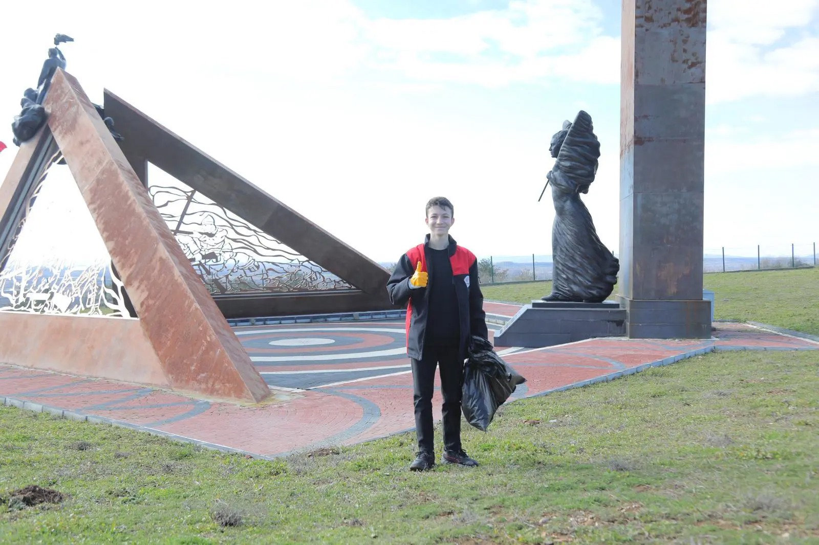 Geçerli görselin alternatif metni yok. Dosya adı: resim_3-2.jpg