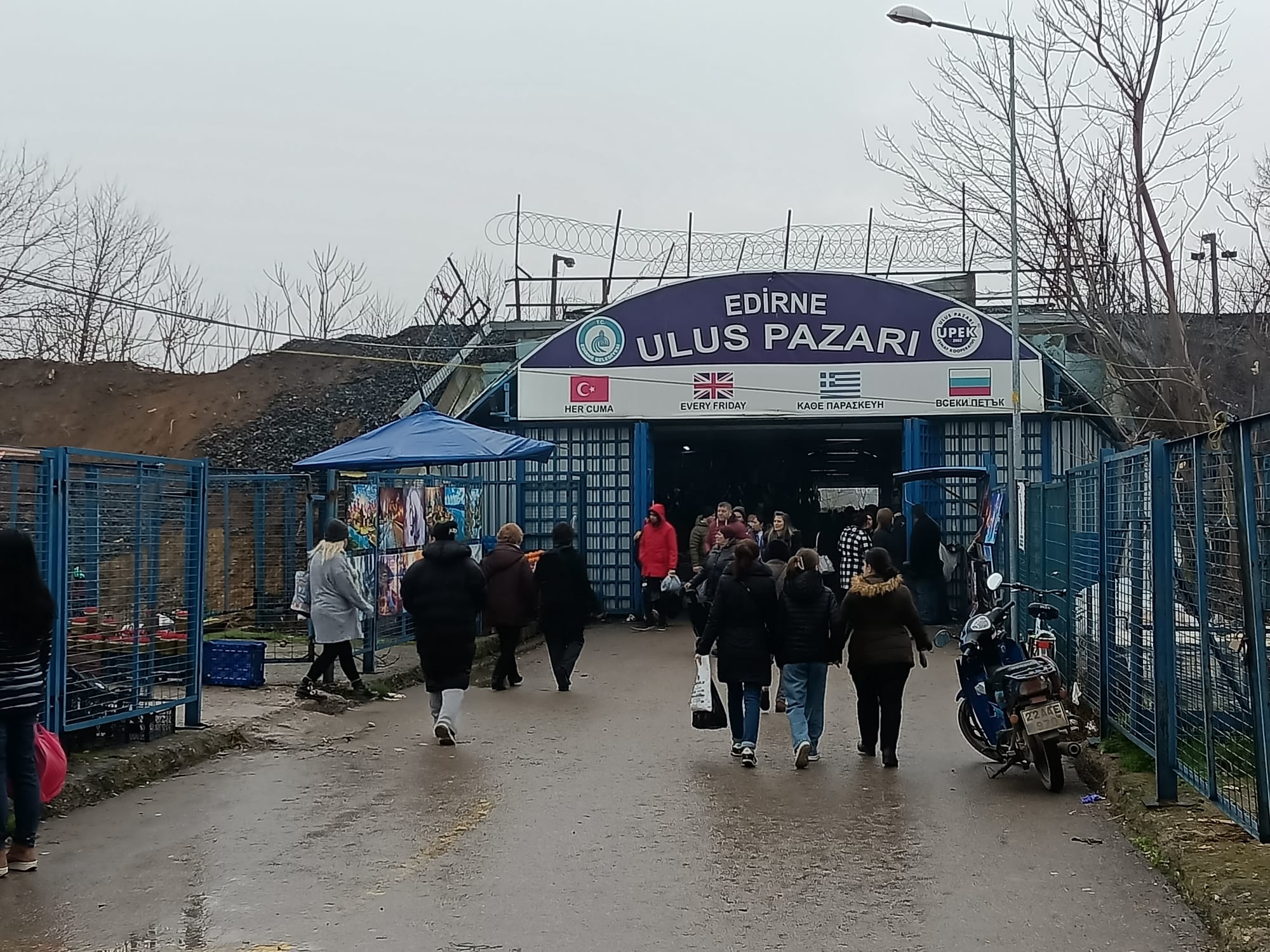 Geçerli görselin alternatif metni yok. Dosya adı: ulus-pazari.jpg