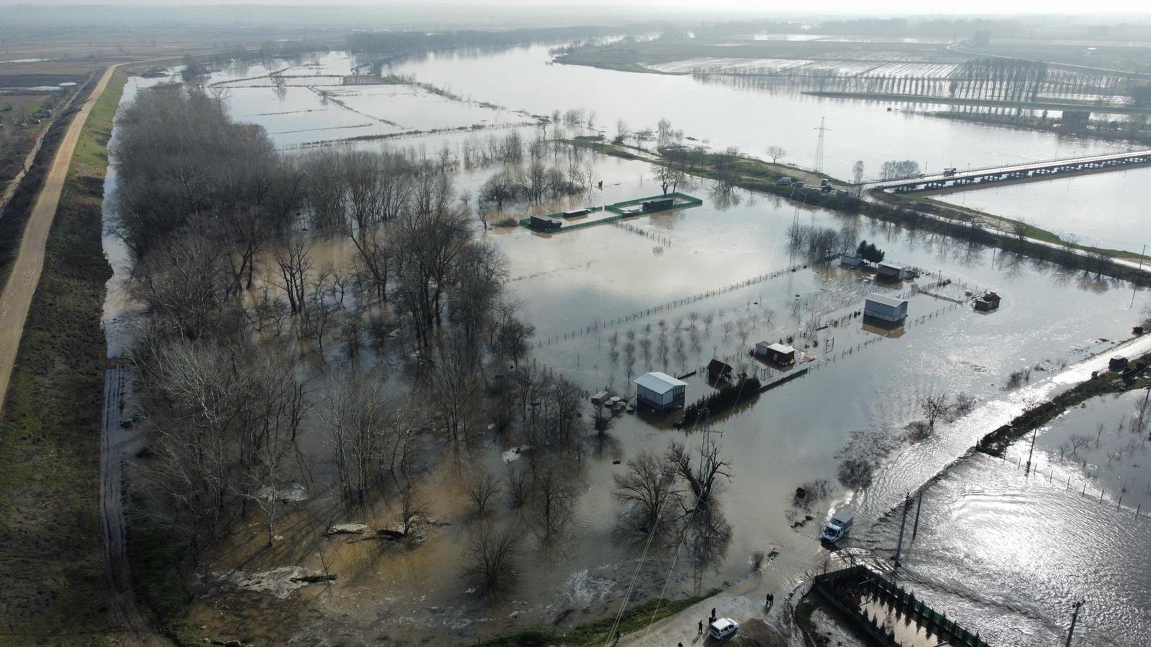 Geçerli görselin alternatif metni yok. Dosya adı: 6-2.jpg