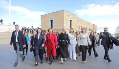 Anıtkabir’de Medeni Kanun anması