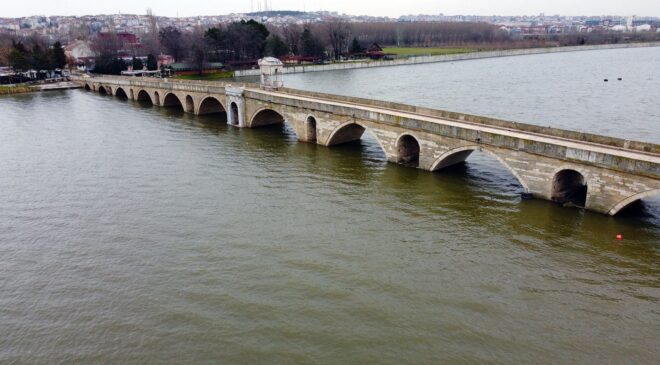 ‘Meriç Nehri bir boru hattı değildir’