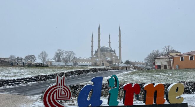 Edirne’ye beyaz örtü!
