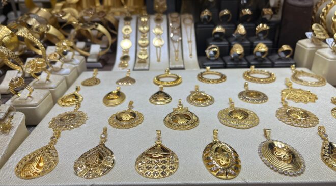 Altında ‘bekle-gör’ dönemi!