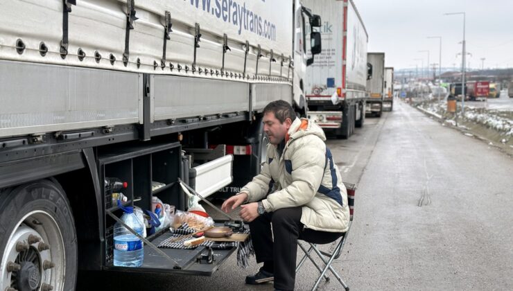 Eksi 4’te ‘kuyruk’ çilesi!