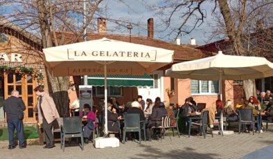 Cemre Karaağaç’a düştü(!)