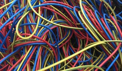 Hurda Kablo Alan Yer Arıyorsanız, HurdaKabloFiyati.com.tr Adresinizden Kablo Hurdalarınızı Almaya Geliyor