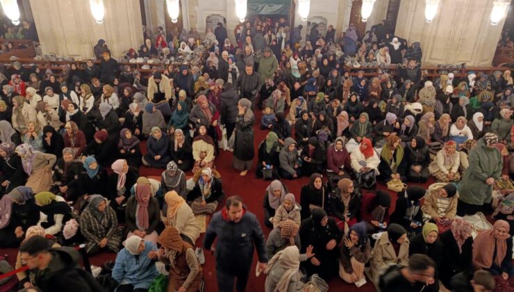 Selimiye’de ilk teravih!