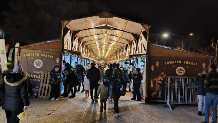 ‘Ramazan Sokağı’ kapılarını açtı