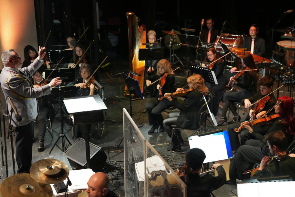 Geçerli görselin alternatif metni yok. Dosya adı: bulgar-konser-2.jpg