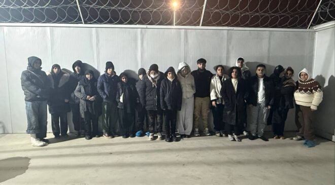 18 kaçak göçmen yakalandı