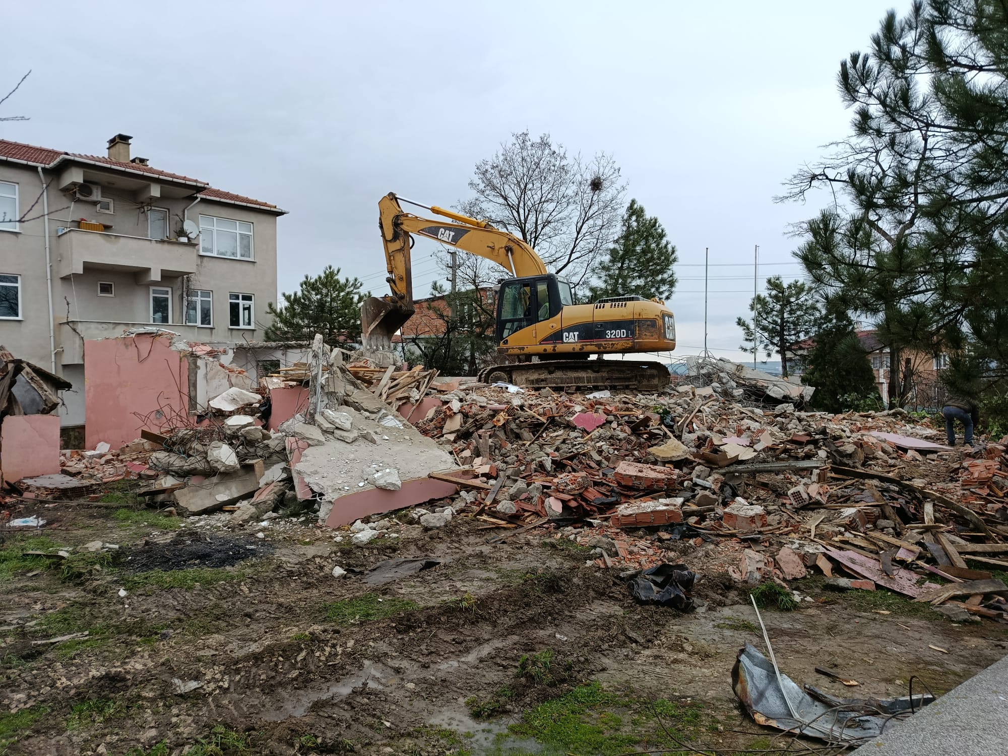 Geçerli görselin alternatif metni yok. Dosya adı: yildirim-saglik-ocagi.jpg