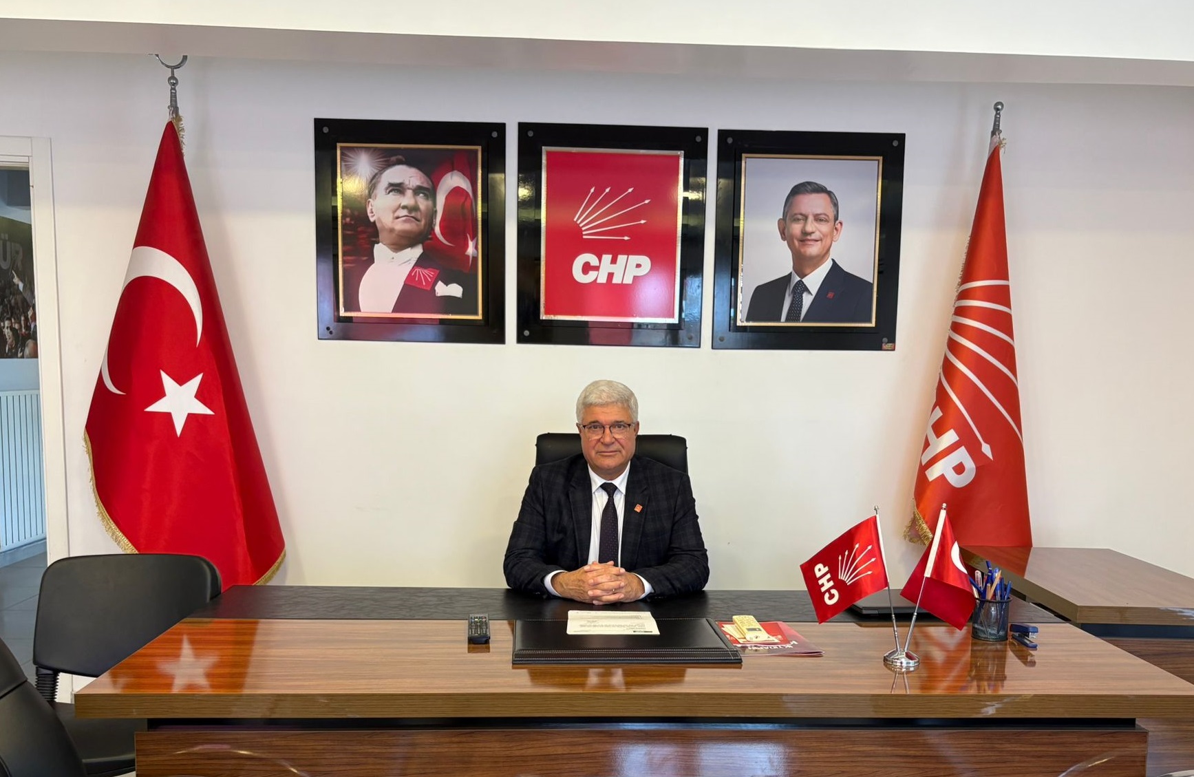 Geçerli görselin alternatif metni yok. Dosya adı: yucel-balkanli-2.jpg