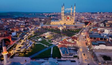 Selimiye meydanında 7 bin 500 kişilik iftar!